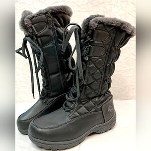 Totes Black Quilted Winter Boots with Fur Lining